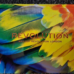 Makeup Revolution Forever Flawless Birds of Paradise Eyeshadow Palette